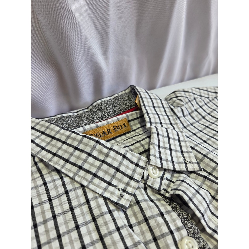 Cigar Box Mens Large Short Sleeve Button Down Shirt Grid Check Plaid Black Grey